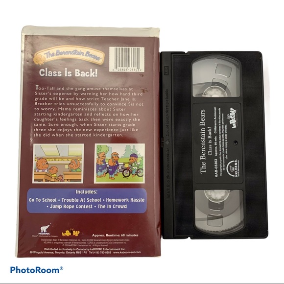 🍒$10ea or 3/$20 Bernstein Bears Class is Back VHS - Picture 2 of 2